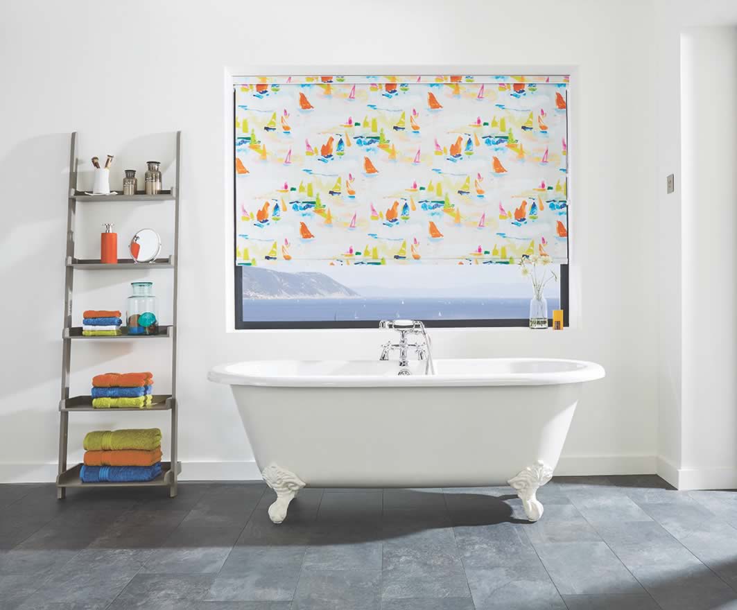Roller Blinds - Regatta Sunny Day